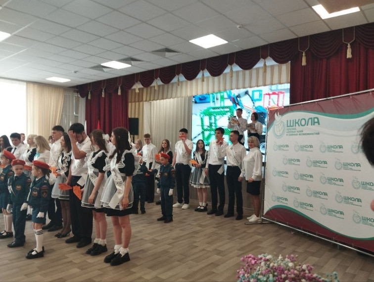 Традиция «Самолётик будущего».