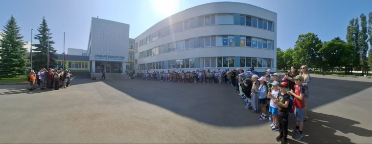 Старт смены в лагере "Галактика".